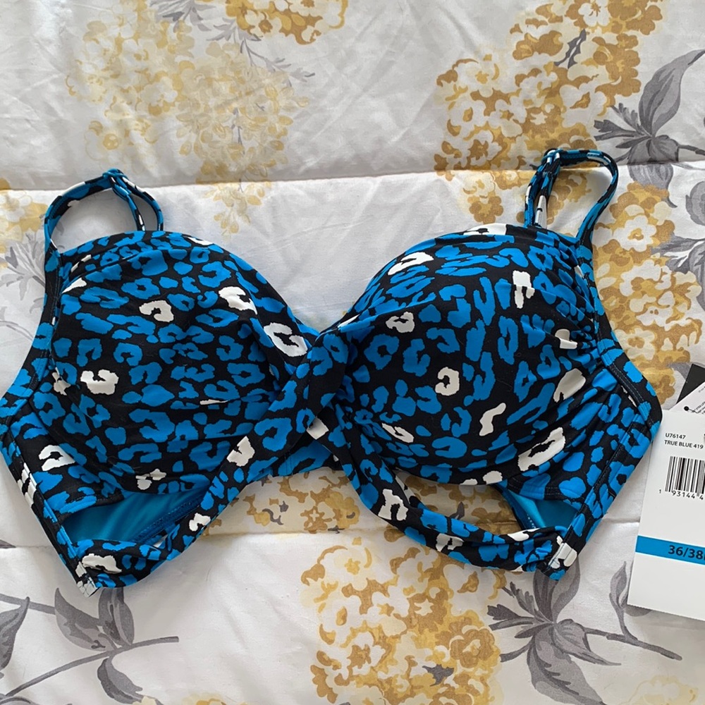 Bathing suit top